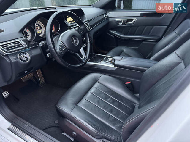 Білий Мерседес Е-Клас, об'ємом двигуна 2.14 л та пробігом 178 тис. км за 16700 $, фото 21 на Automoto.ua