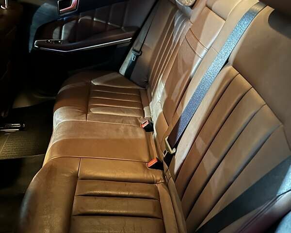 Білий Мерседес Е-Клас, об'ємом двигуна 1.99 л та пробігом 195 тис. км за 18800 $, фото 29 на Automoto.ua