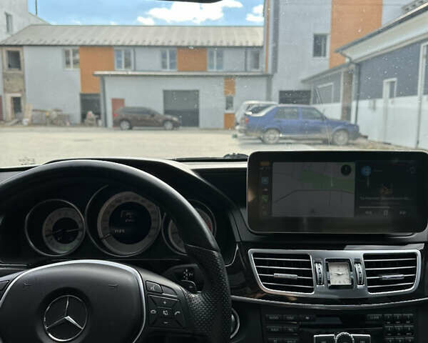 Білий Мерседес Е-Клас, об'ємом двигуна 2.2 л та пробігом 210 тис. км за 18799 $, фото 17 на Automoto.ua
