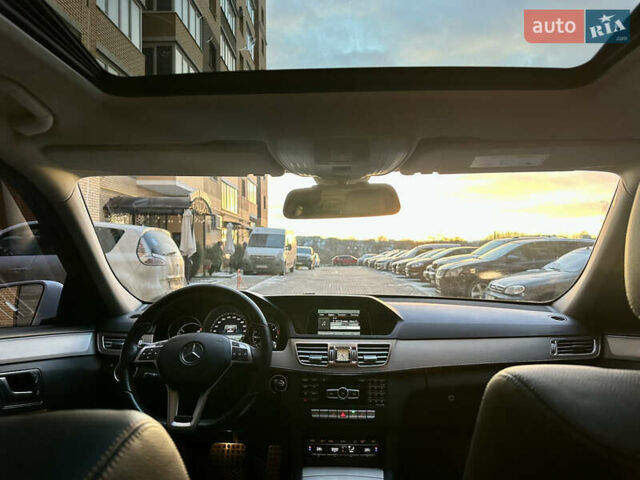 Белый Мерседес Е-Класс, объемом двигателя 2.14 л и пробегом 250 тыс. км за 15500 $, фото 27 на Automoto.ua