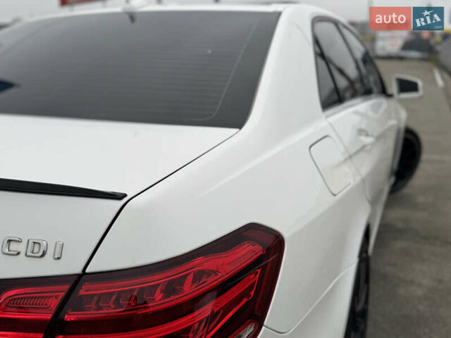 Білий Мерседес Е-Клас, об'ємом двигуна 2.2 л та пробігом 175 тис. км за 18700 $, фото 11 на Automoto.ua
