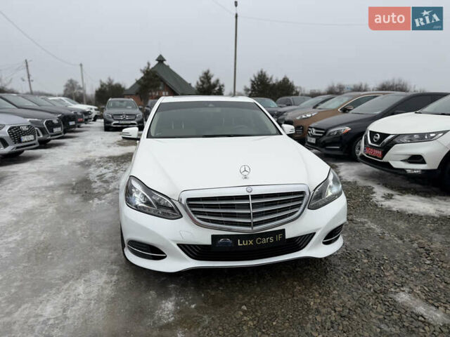 Белый Мерседес Е-Класс, объемом двигателя 3.5 л и пробегом 249 тыс. км за 19999 $, фото 4 на Automoto.ua
