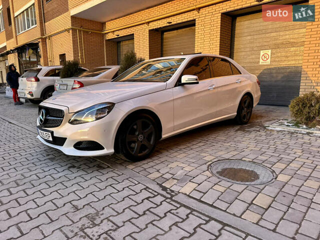 Белый Мерседес Е-Класс, объемом двигателя 2.14 л и пробегом 250 тыс. км за 15500 $, фото 7 на Automoto.ua