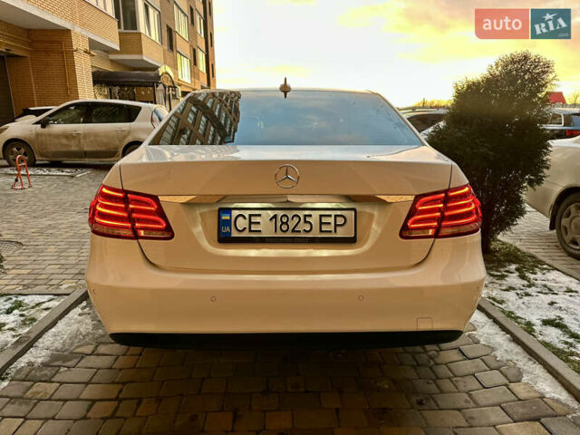 Белый Мерседес Е-Класс, объемом двигателя 2.14 л и пробегом 250 тыс. км за 15500 $, фото 22 на Automoto.ua