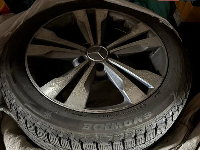 Мерседес Е-Клас 2014 у Одесі на Automoto.ua Білий Мерседес Е-Клас, об'ємом двигуна 2.14 л та пробігом 270 тис. км за 19500 $, фото 21 на Automoto.ua