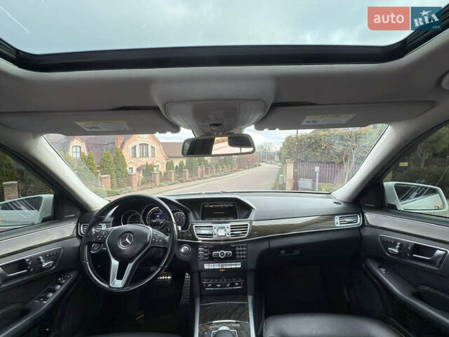 Белый Мерседес Е-Класс, объемом двигателя 3.5 л и пробегом 175 тыс. км за 19999 $, фото 15 на Automoto.ua