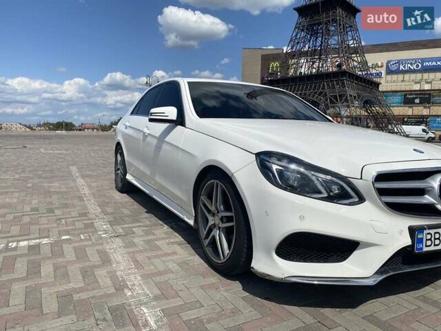 Білий Мерседес Е-Клас, об'ємом двигуна 2 л та пробігом 83 тис. км за 20000 $, фото 14 на Automoto.ua