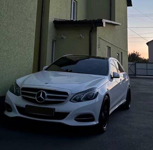 Білий Мерседес Е-Клас, об'ємом двигуна 2.14 л та пробігом 230 тис. км за 17500 $, фото 2 на Automoto.ua