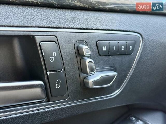 Белый Мерседес Е-Класс, объемом двигателя 3.5 л и пробегом 170 тыс. км за 18000 $, фото 22 на Automoto.ua
