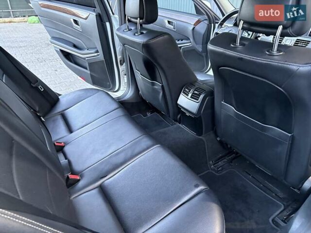 Мерседес Е-Клас 2014 у Одесі на Automoto.ua Білий Мерседес Е-Клас, об'ємом двигуна 2.14 л та пробігом 270 тис. км за 19500 $, фото 7 на Automoto.ua