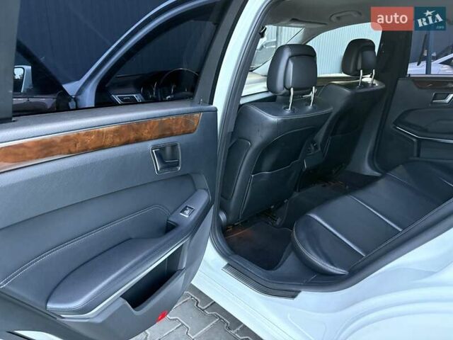 Мерседес Е-Клас 2014 у Одесі на Automoto.ua Білий Мерседес Е-Клас, об'ємом двигуна 2.14 л та пробігом 270 тис. км за 19500 $, фото 14 на Automoto.ua