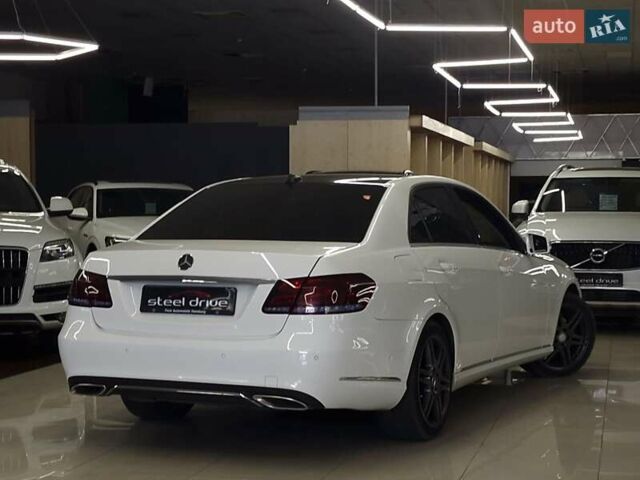 Мерседес Е-Класс 2014 в Николаеве на Automoto.ua Белый Мерседес Е-Класс, объемом двигателя 2.14 л и пробегом 461 тыс. км за 16469 $, фото 12 на Automoto.ua