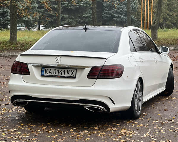 Белый Мерседес Е-Класс, объемом двигателя 3.5 л и пробегом 175 тыс. км за 19800 $, фото 8 на Automoto.ua