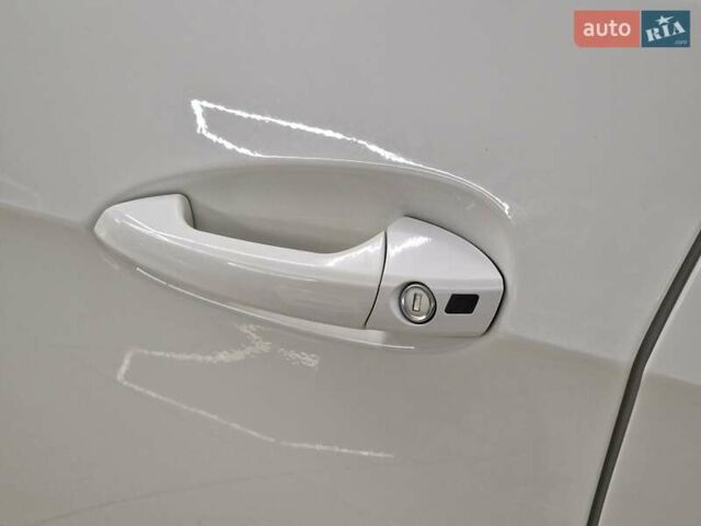 Білий Мерседес Е-Клас, об'ємом двигуна 2.14 л та пробігом 461 тис. км за 15999 $, фото 14 на Automoto.ua