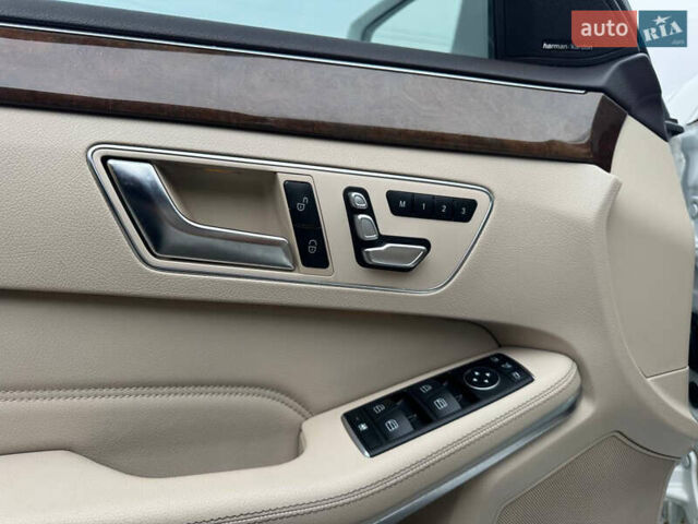Білий Мерседес Е-Клас, об'ємом двигуна 3.5 л та пробігом 151 тис. км за 15500 $, фото 54 на Automoto.ua
