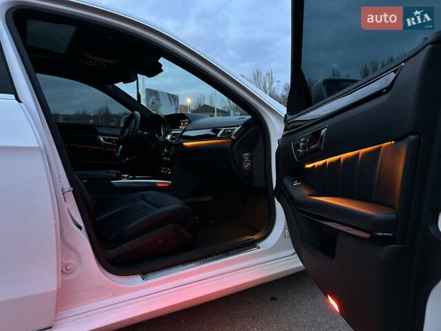 Білий Мерседес Е-Клас, об'ємом двигуна 2.2 л та пробігом 157 тис. км за 17999 $, фото 22 на Automoto.ua