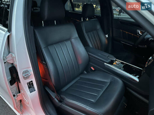 Білий Мерседес Е-Клас, об'ємом двигуна 2.2 л та пробігом 157 тис. км за 17999 $, фото 23 на Automoto.ua