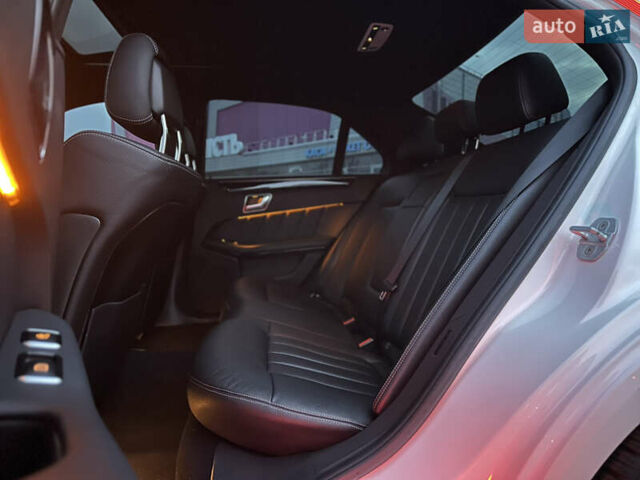 Білий Мерседес Е-Клас, об'ємом двигуна 2.2 л та пробігом 157 тис. км за 17999 $, фото 19 на Automoto.ua