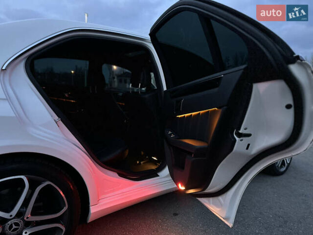 Білий Мерседес Е-Клас, об'ємом двигуна 2.2 л та пробігом 157 тис. км за 17999 $, фото 32 на Automoto.ua