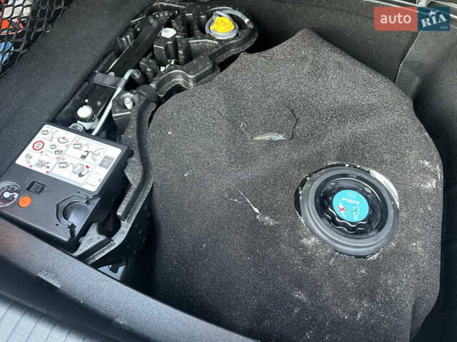 Белый Мерседес Е-Класс, объемом двигателя 2.14 л и пробегом 65 тыс. км за 26300 $, фото 24 на Automoto.ua