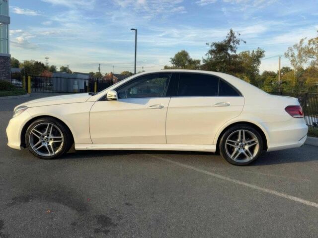 Белый Мерседес Е-Класс, объемом двигателя 3 л и пробегом 74 тыс. км за 17500 $, фото 3 на Automoto.ua