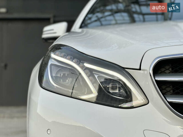 Белый Мерседес Е-Класс, объемом двигателя 2.14 л и пробегом 65 тыс. км за 26300 $, фото 13 на Automoto.ua