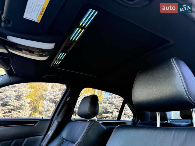 Белый Мерседес Е-Класс, объемом двигателя 2.2 л и пробегом 126 тыс. км за 21500 $, фото 22 на Automoto.ua