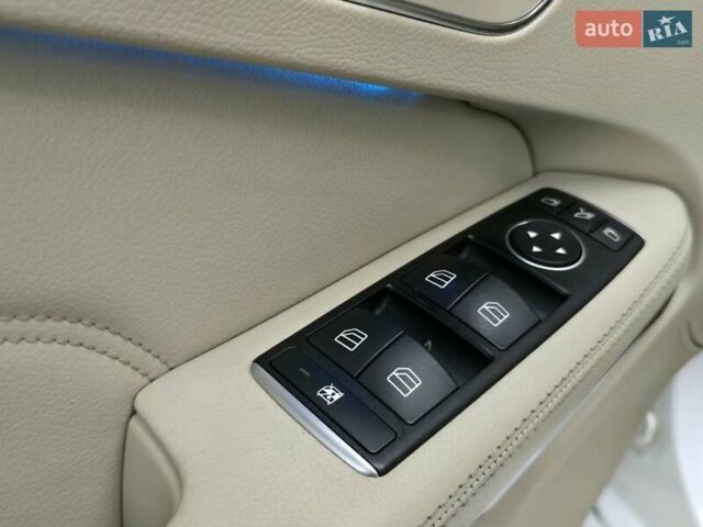 Мерседес Е-Класс 2015 в Николаеве на Automoto.ua Белый Мерседес Е-Класс, объемом двигателя 2.14 л и пробегом 189 тыс. км за 21999 $, фото 12 на Automoto.ua