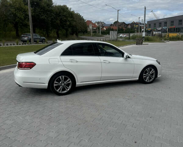 Белый Мерседес Е-Класс, объемом двигателя 2.14 л и пробегом 186 тыс. км за 19500 $, фото 10 на Automoto.ua