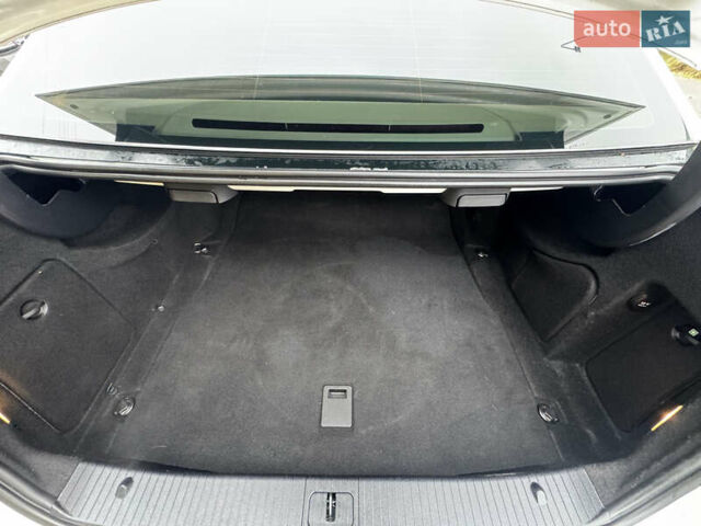 Белый Мерседес Е-Класс, объемом двигателя 3.5 л и пробегом 151 тыс. км за 15999 $, фото 42 на Automoto.ua