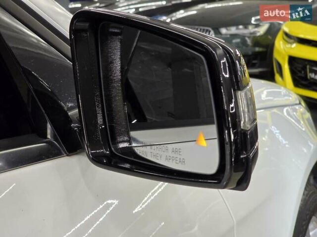Мерседес Е-Класс 2015 в Николаеве на Automoto.ua Белый Мерседес Е-Класс, объемом двигателя 2.14 л и пробегом 189 тыс. км за 21999 $, фото 10 на Automoto.ua