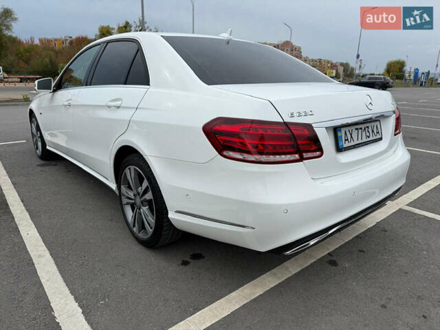 Белый Мерседес Е-Класс, объемом двигателя 2.14 л и пробегом 110 тыс. км за 22000 $, фото 6 на Automoto.ua