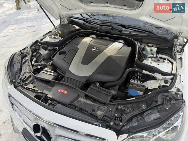 Білий Мерседес Е-Клас, об'ємом двигуна 2.99 л та пробігом 168 тис. км за 26800 $, фото 42 на Automoto.ua