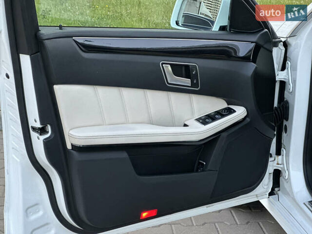 Белый Мерседес Е-Класс, объемом двигателя 2.14 л и пробегом 65 тыс. км за 26300 $, фото 54 на Automoto.ua