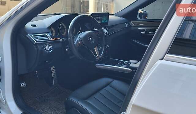 Белый Мерседес Е-Класс, объемом двигателя 2.1 л и пробегом 229 тыс. км за 22000 $, фото 37 на Automoto.ua