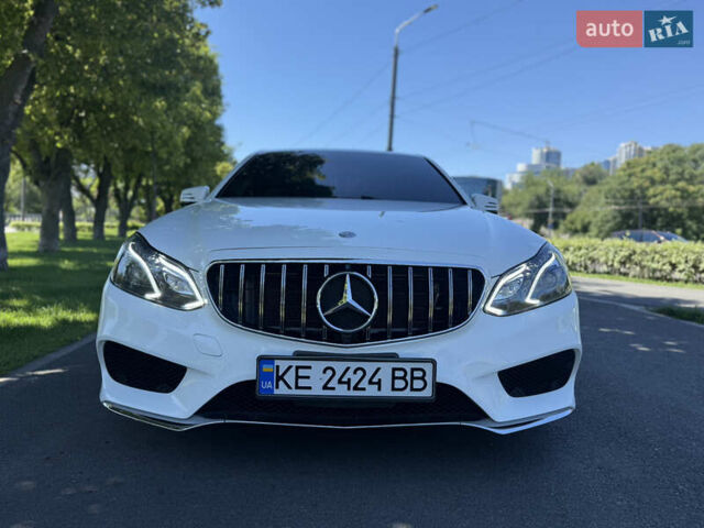 Белый Мерседес Е-Класс, объемом двигателя 3.5 л и пробегом 139 тыс. км за 18000 $, фото 6 на Automoto.ua