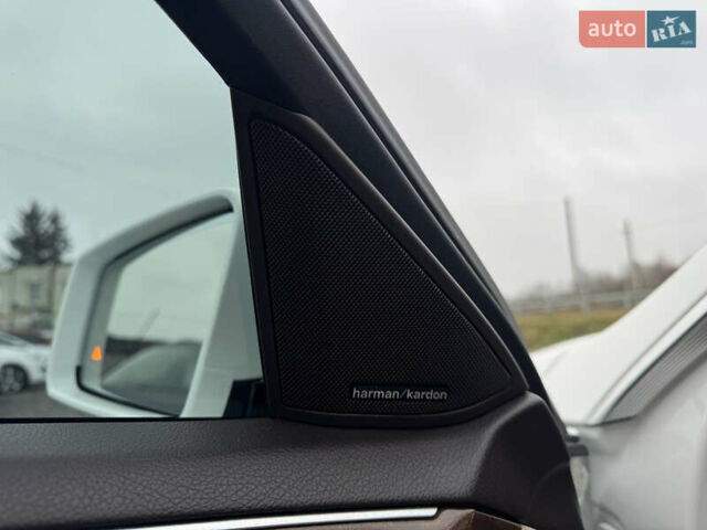 Белый Мерседес Е-Класс, объемом двигателя 3.5 л и пробегом 151 тыс. км за 15999 $, фото 56 на Automoto.ua