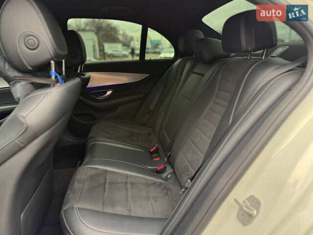 Білий Мерседес Е-Клас, об'ємом двигуна 1.95 л та пробігом 124 тис. км за 27000 $, фото 9 на Automoto.ua