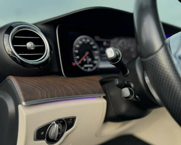 Білий Мерседес Е-Клас, об'ємом двигуна 1.99 л та пробігом 160 тис. км за 30900 $, фото 5 на Automoto.ua