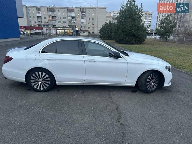 Белый Мерседес Е-Класс, объемом двигателя 1.99 л и пробегом 162 тыс. км за 27800 $, фото 1 на Automoto.ua