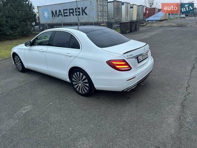 Белый Мерседес Е-Класс, объемом двигателя 1.99 л и пробегом 162 тыс. км за 27800 $, фото 42 на Automoto.ua