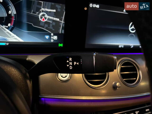 Белый Мерседес Е-Класс, объемом двигателя 2 л и пробегом 102 тыс. км за 28900 $, фото 22 на Automoto.ua