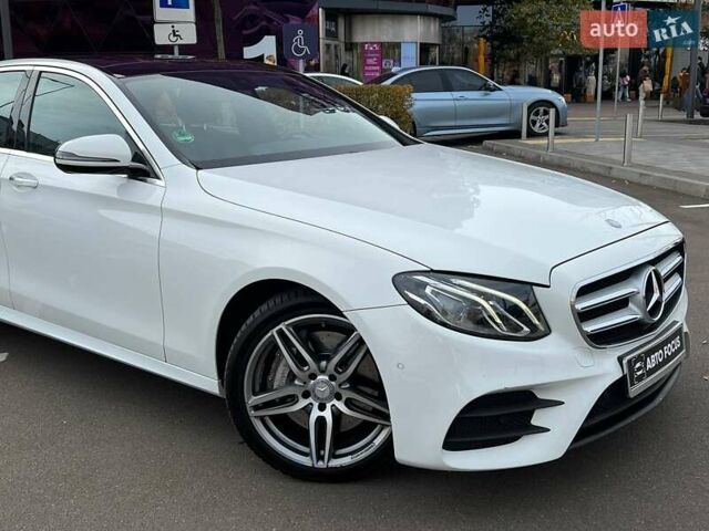 Білий Мерседес Е-Клас, об'ємом двигуна 3 л та пробігом 86 тис. км за 32490 $, фото 1 на Automoto.ua
