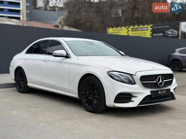 Білий Мерседес Е-Клас, об'ємом двигуна 1.95 л та пробігом 124 тис. км за 27000 $, фото 2 на Automoto.ua