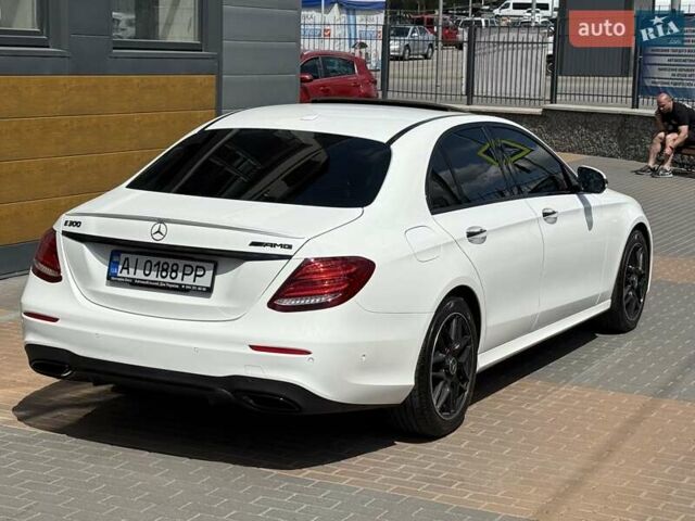 Белый Мерседес Е-Класс, объемом двигателя 1.99 л и пробегом 99 тыс. км за 29700 $, фото 20 на Automoto.ua