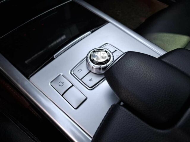 Белый Мерседес Е-Класс, объемом двигателя 2.2 л и пробегом 210 тыс. км за 5500 $, фото 10 на Automoto.ua