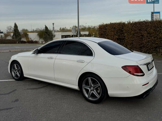 Білий Мерседес Е-Клас, об'ємом двигуна 1.99 л та пробігом 160 тис. км за 30900 $, фото 3 на Automoto.ua