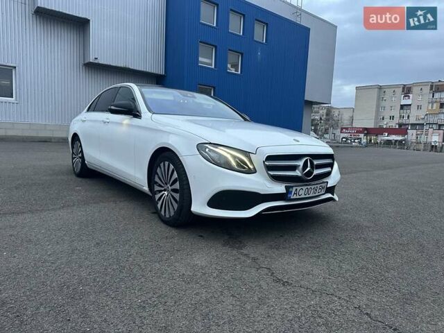 Белый Мерседес Е-Класс, объемом двигателя 1.99 л и пробегом 162 тыс. км за 27800 $, фото 35 на Automoto.ua