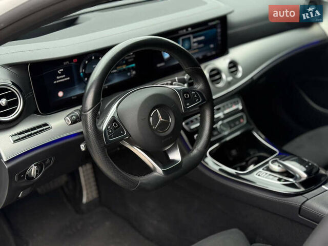 Білий Мерседес Е-Клас, об'ємом двигуна 1.95 л та пробігом 124 тис. км за 27000 $, фото 13 на Automoto.ua