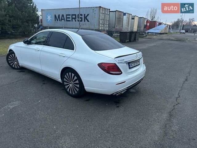 Белый Мерседес Е-Класс, объемом двигателя 1.99 л и пробегом 162 тыс. км за 27800 $, фото 10 на Automoto.ua